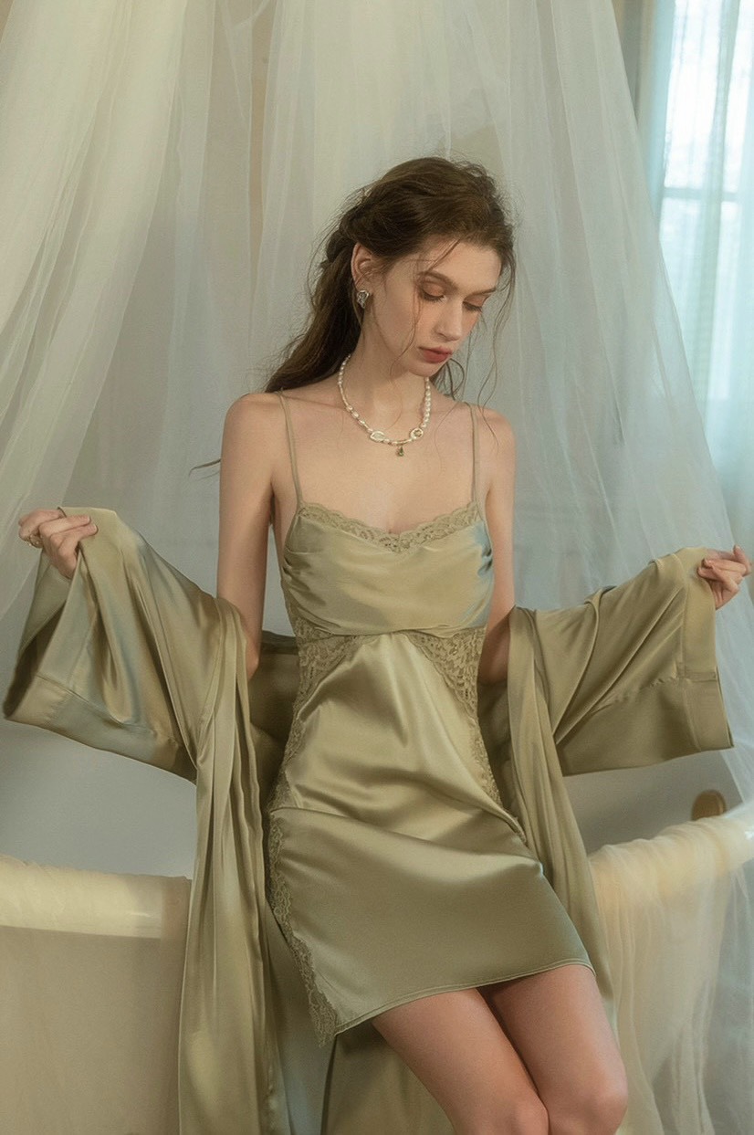 Váy Ngủ Nữ Tính Đơn Giản