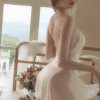 Váy Ngủ Lụa Phối Ren Quyến Rũ