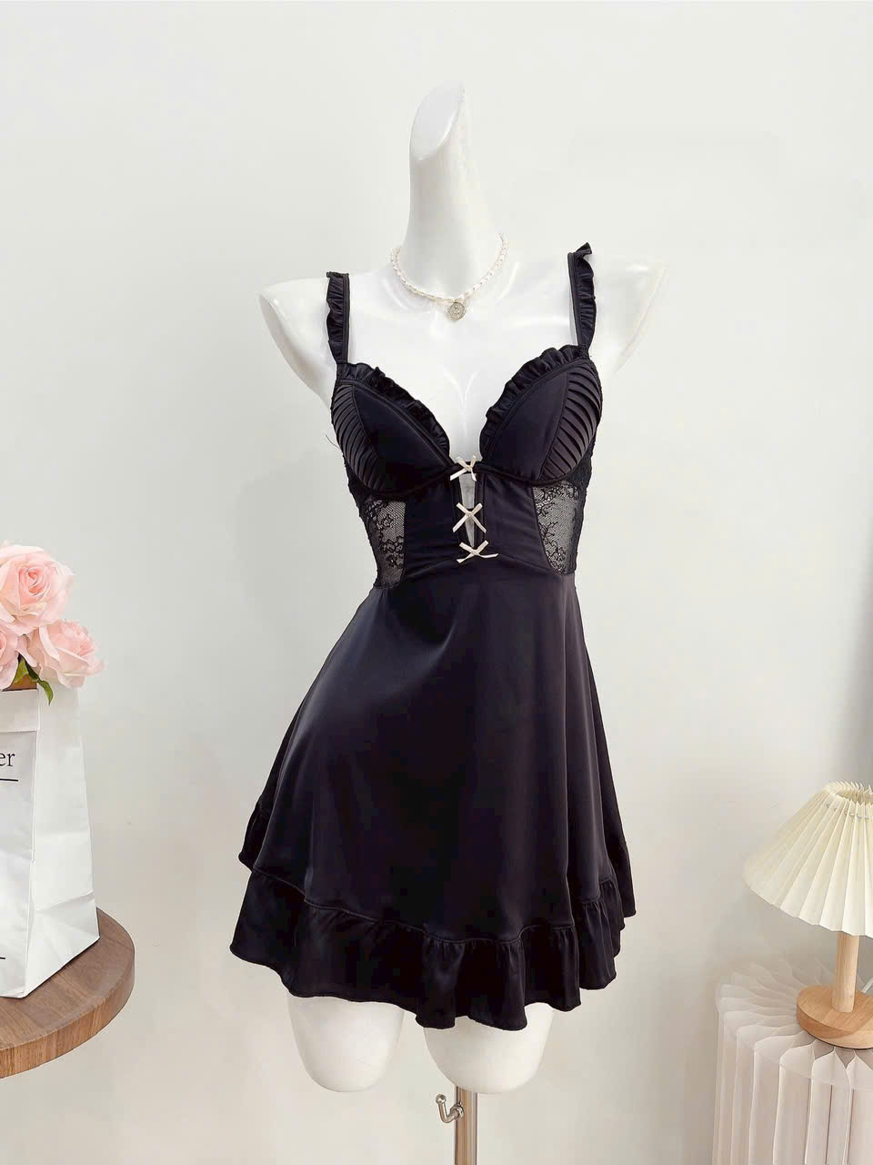 Váy Ngủ Lụa Thoải Mái Đơn Giản