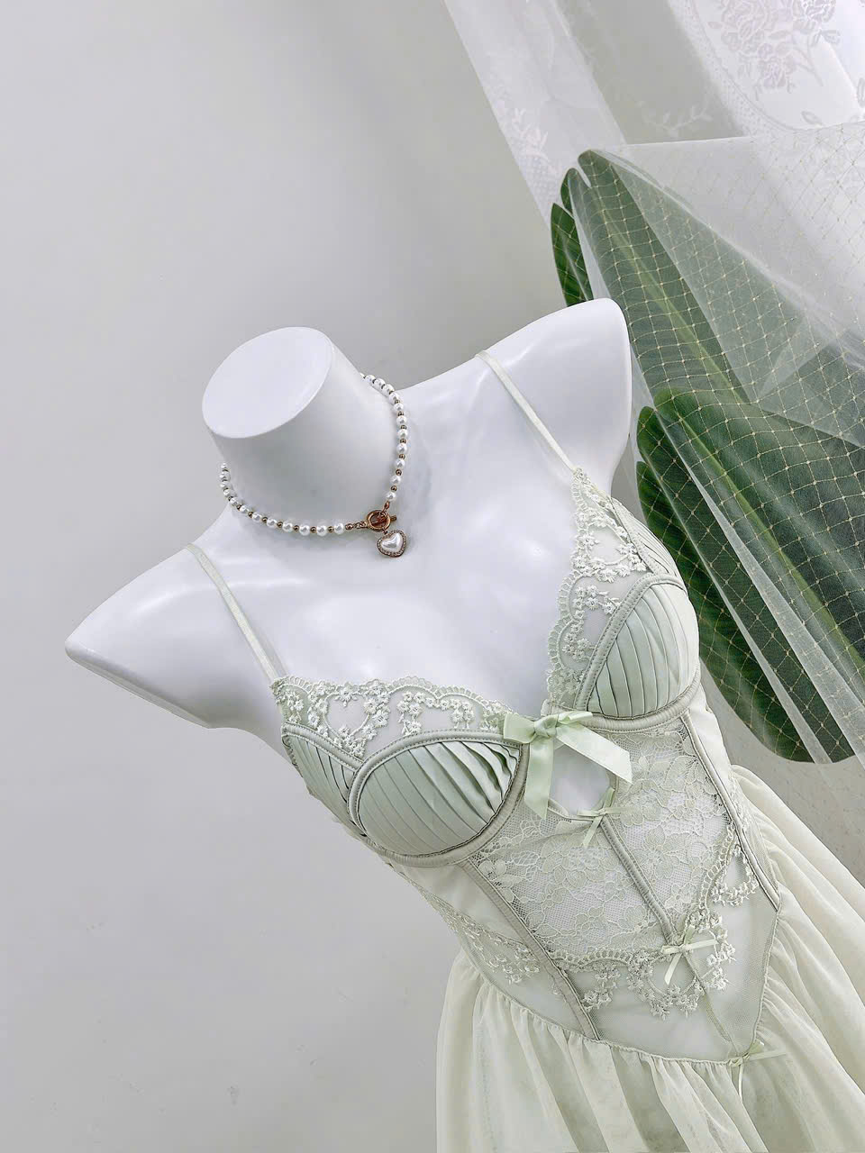 Váy Ngủ Ren Thiết Kế Dễ Thương