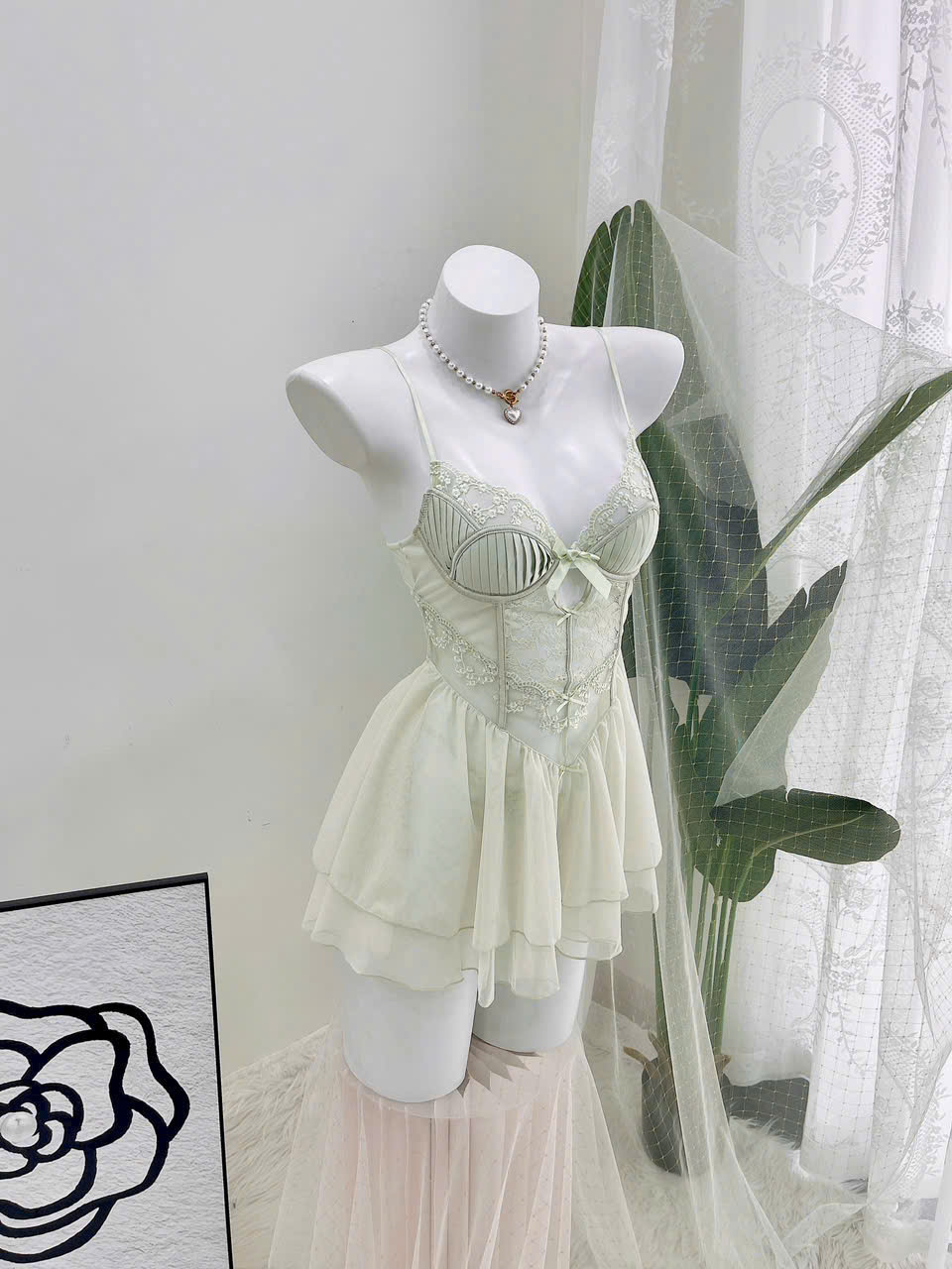 Váy Ngủ Ren Thiết Kế Dễ Thương