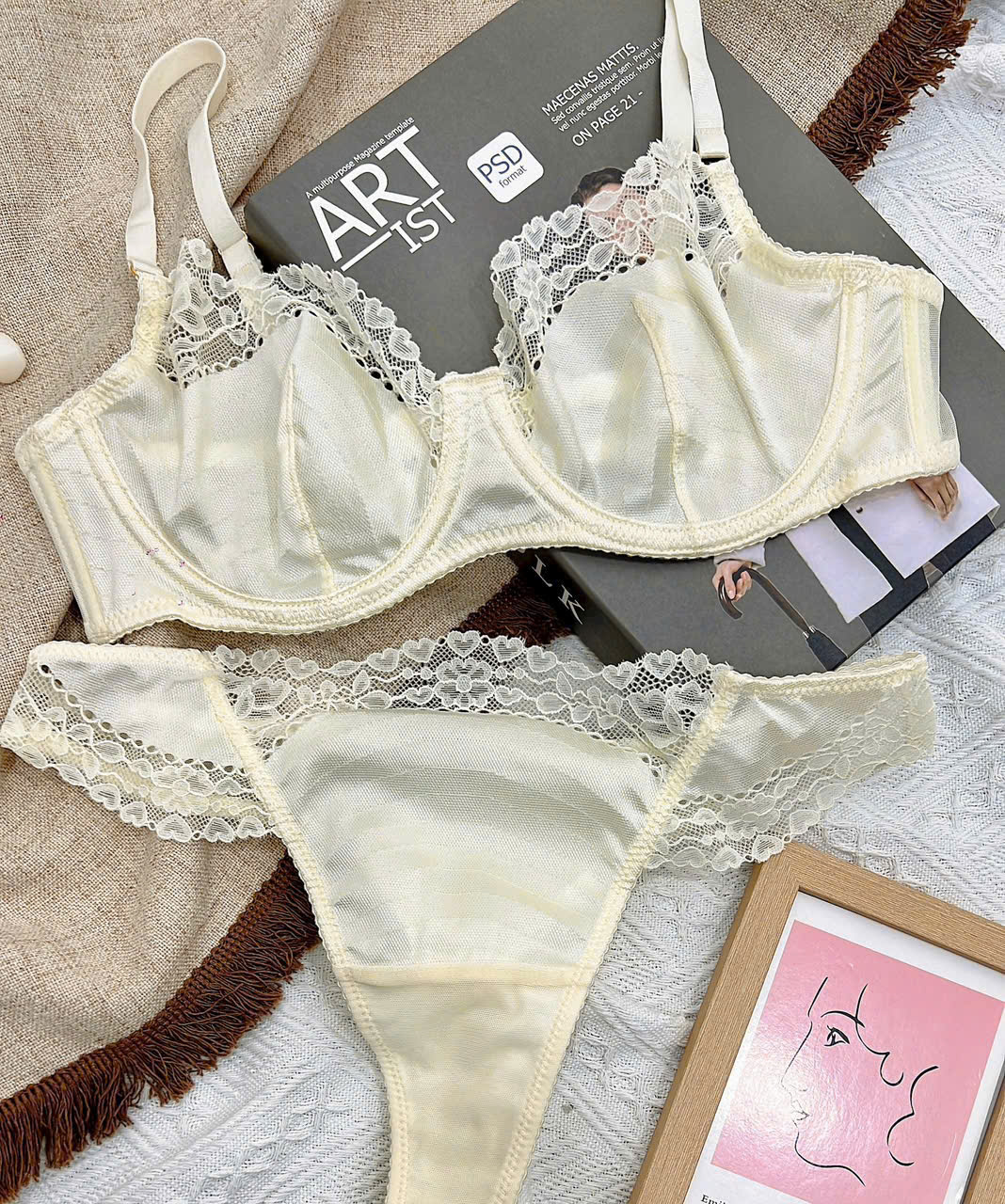 Bộ Đồ Lót Phối Ren Đơn Giản