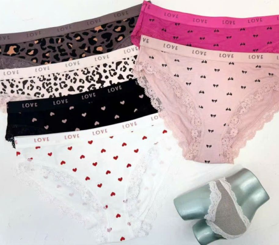 Quần Lót Nữ Họa Tiết Xinh Xắn