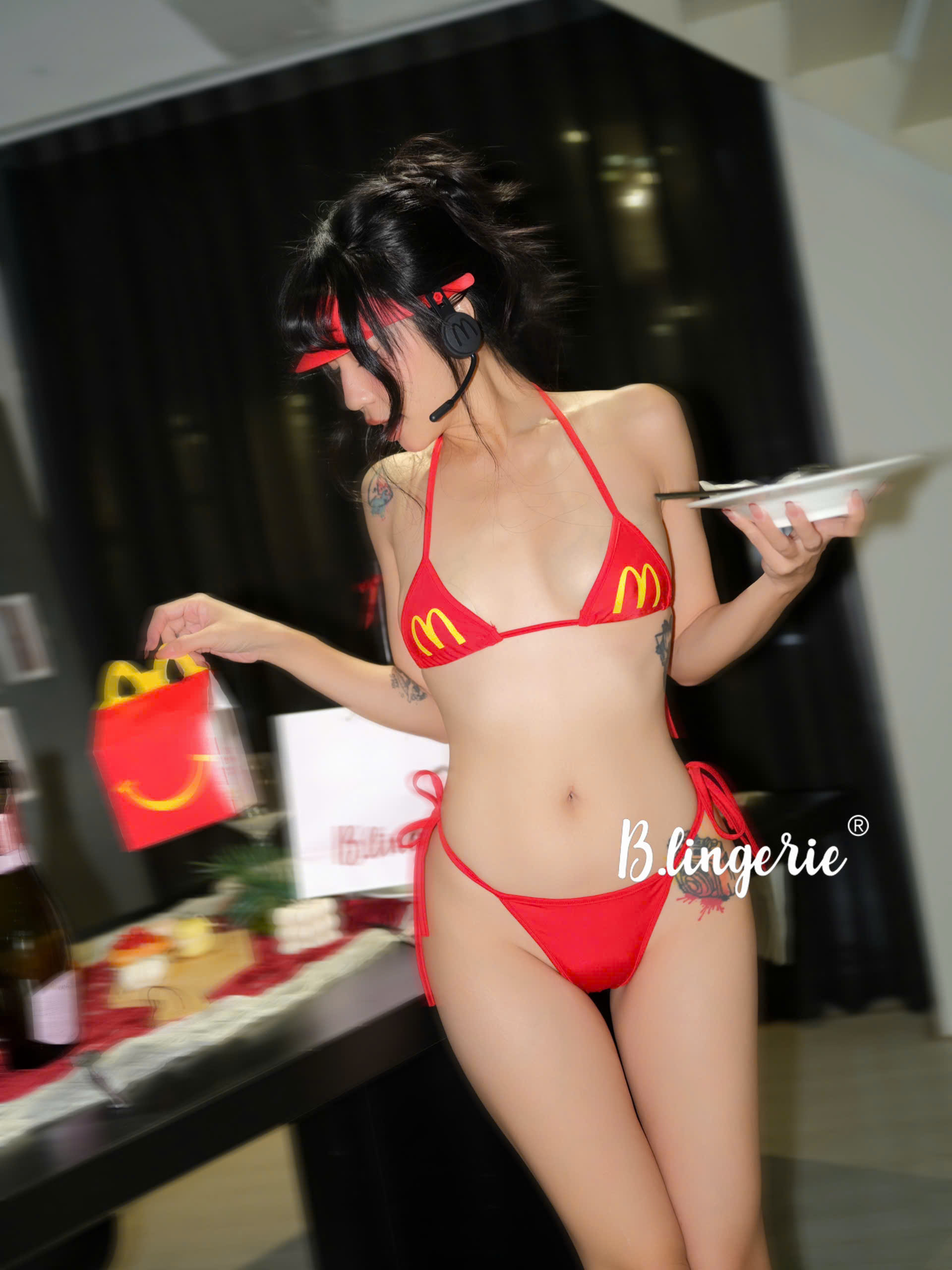 Bộ Bra Cosplay Cô Nhân Viên Sexy