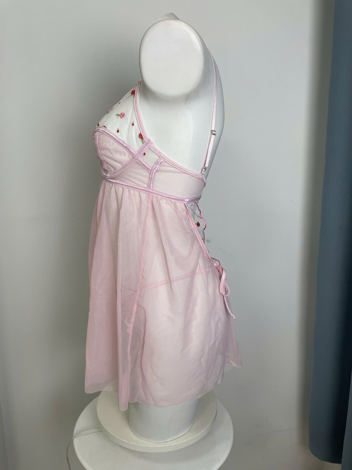 Váy Ngủ Ren Xuyên Thấu Gợi Cảm