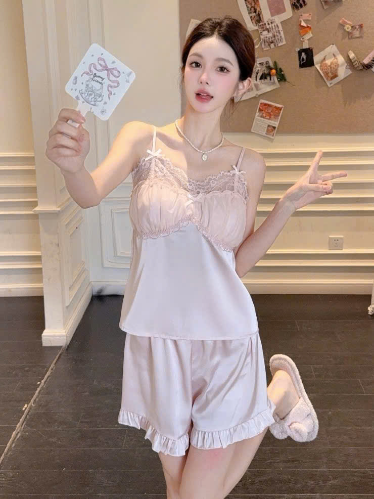 Bộ Đồ Ngủ Hai Dây Xinh Xắn