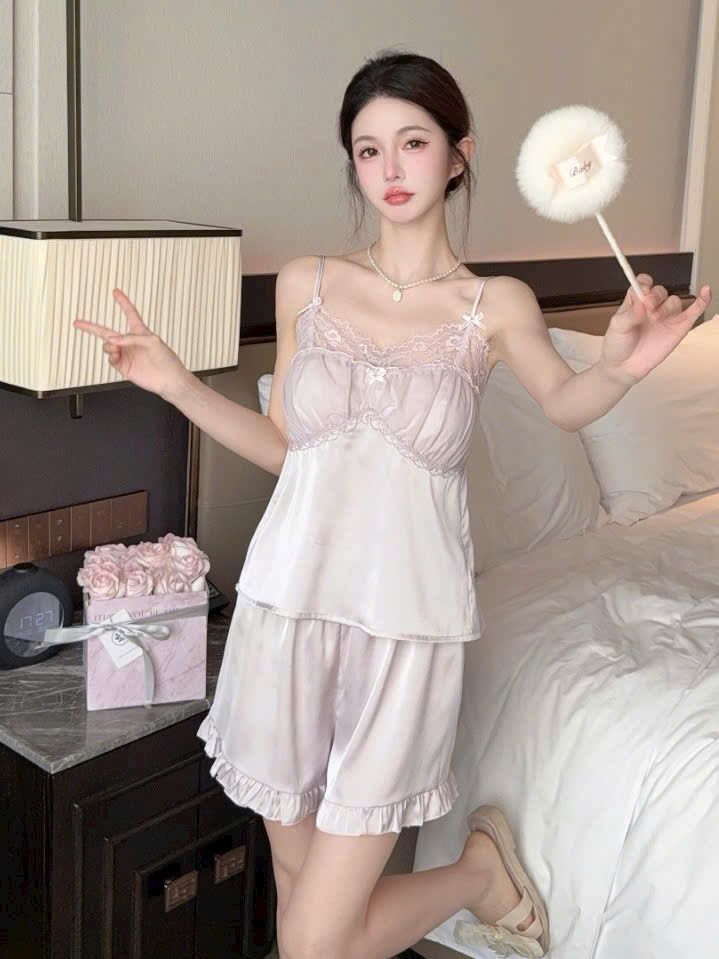 Bộ Đồ Ngủ Hai Dây Xinh Xắn