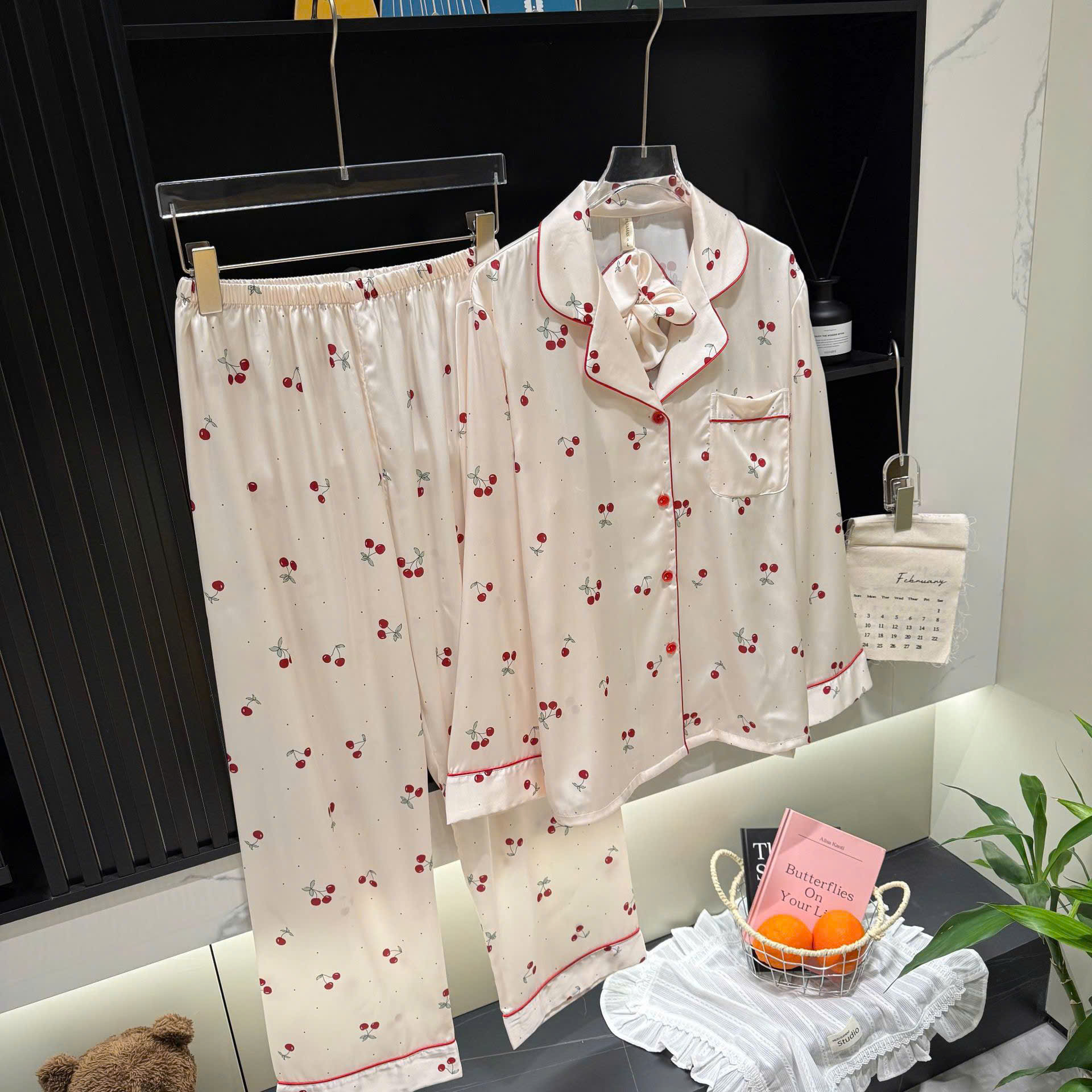 Bộ Pyjama Cherry Nữ Tính