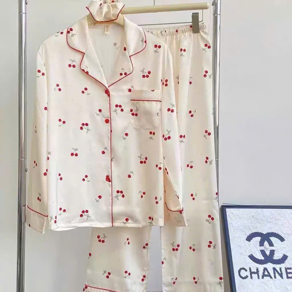 Bộ Pyjama Cherry Nữ Tính