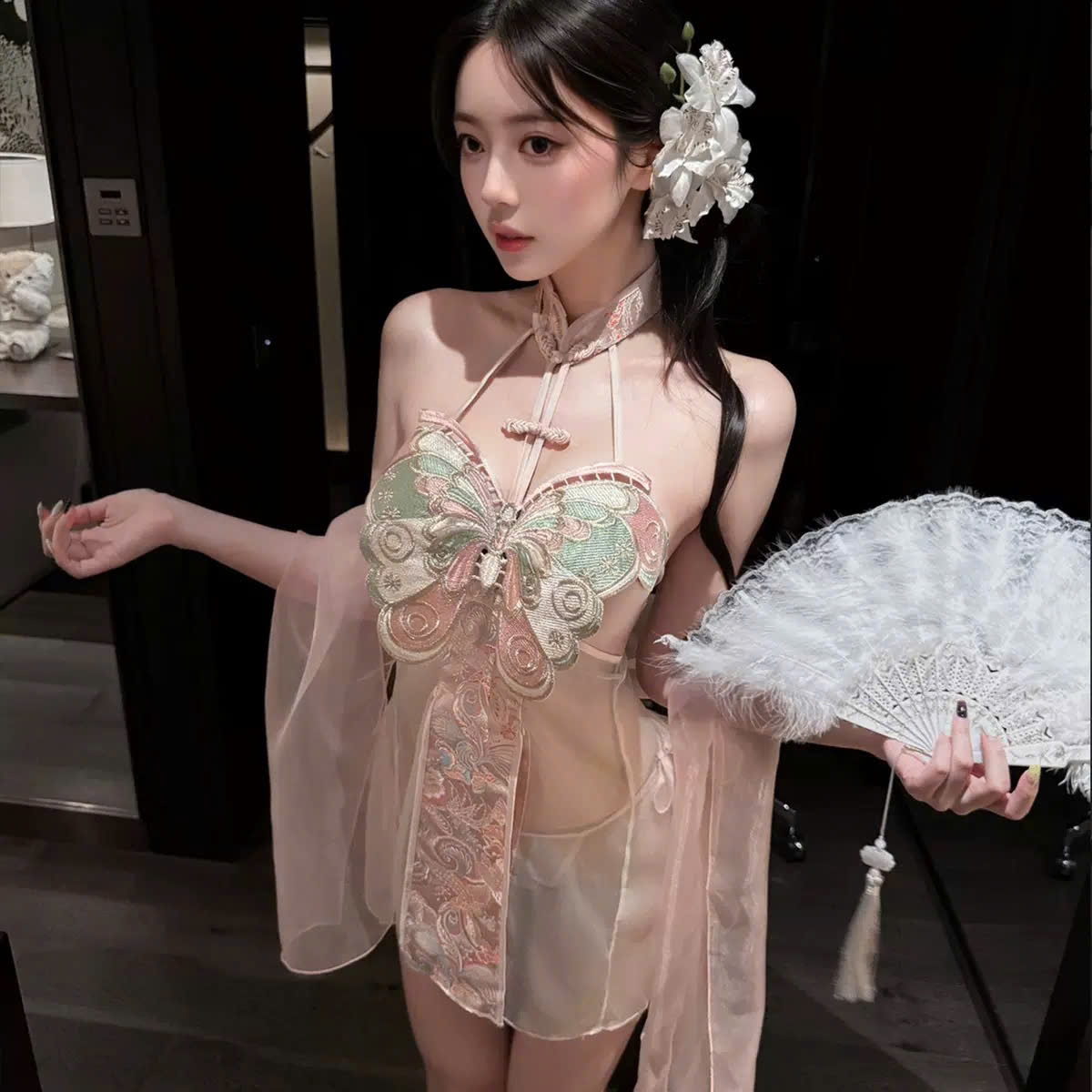 Đồ Ngủ Cosplay Cổ Yếm Sexy