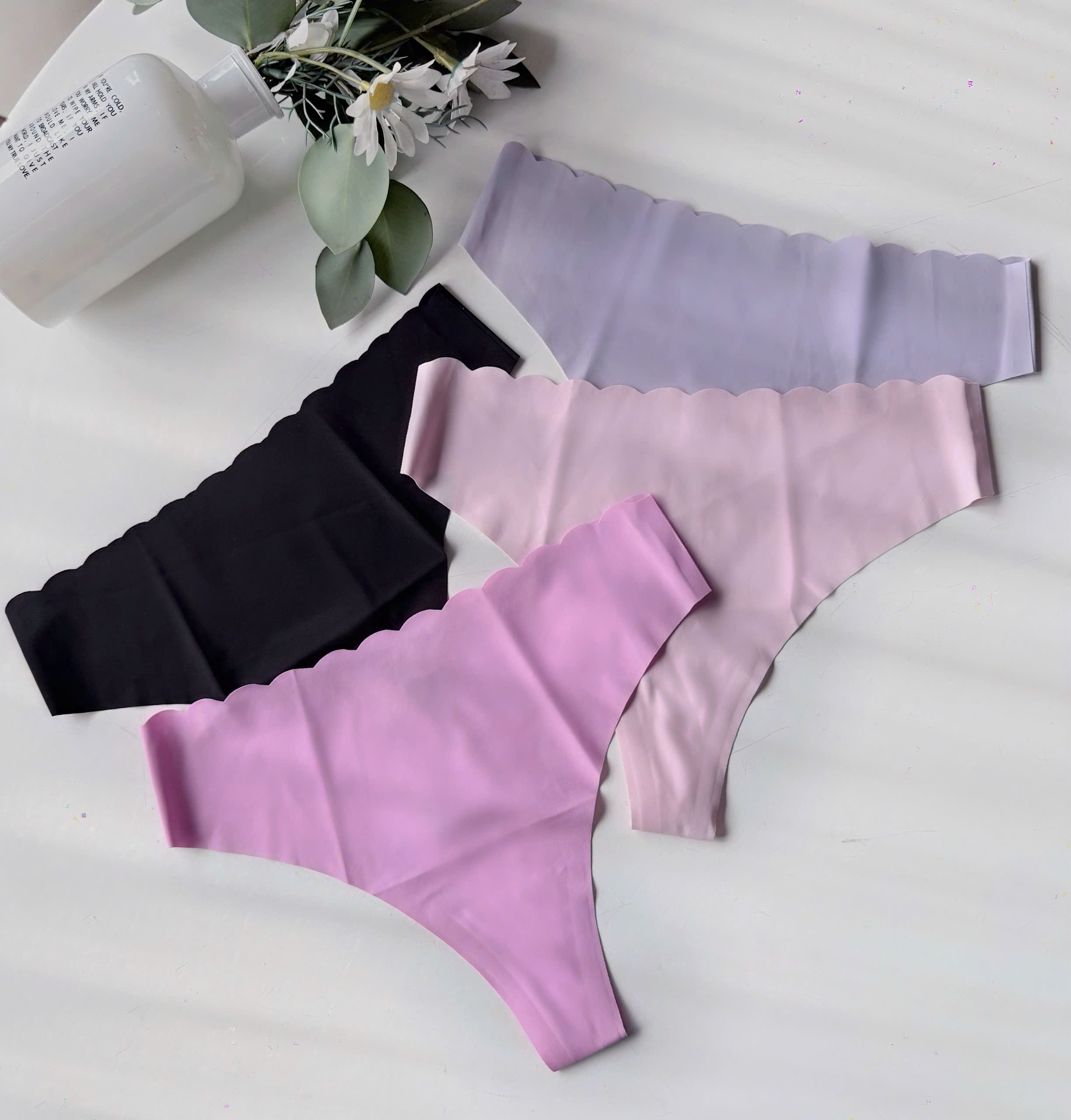 Quần Lót Không Đường May Nữ Tính