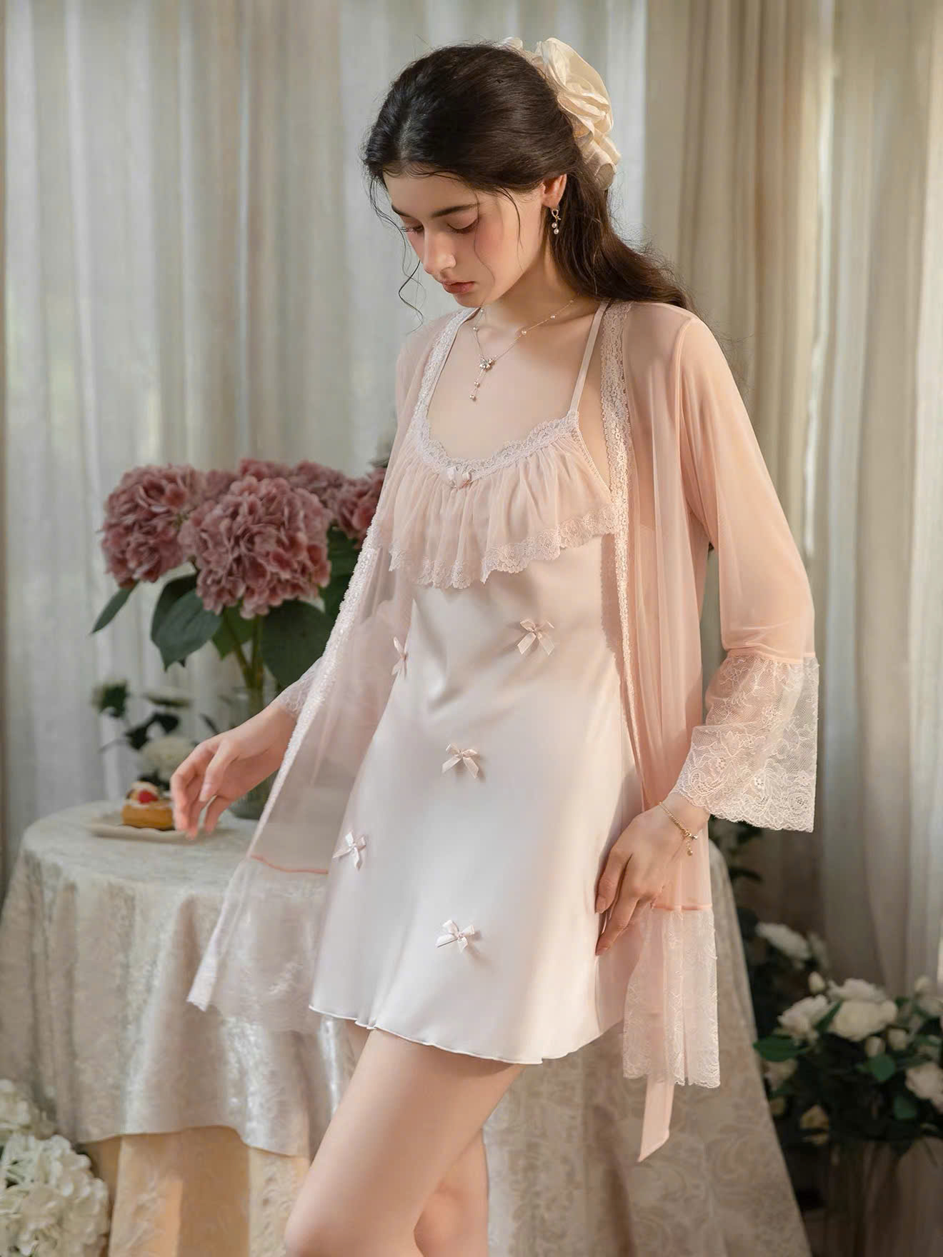 Váy Ngủ Hai Dây Đính Nơ